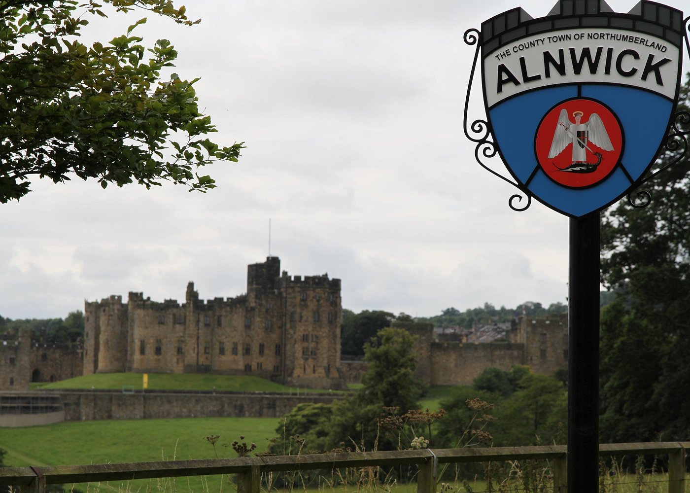 Cruise Excursion / Private Tour: Wizard's Tale at Alnwick Castle